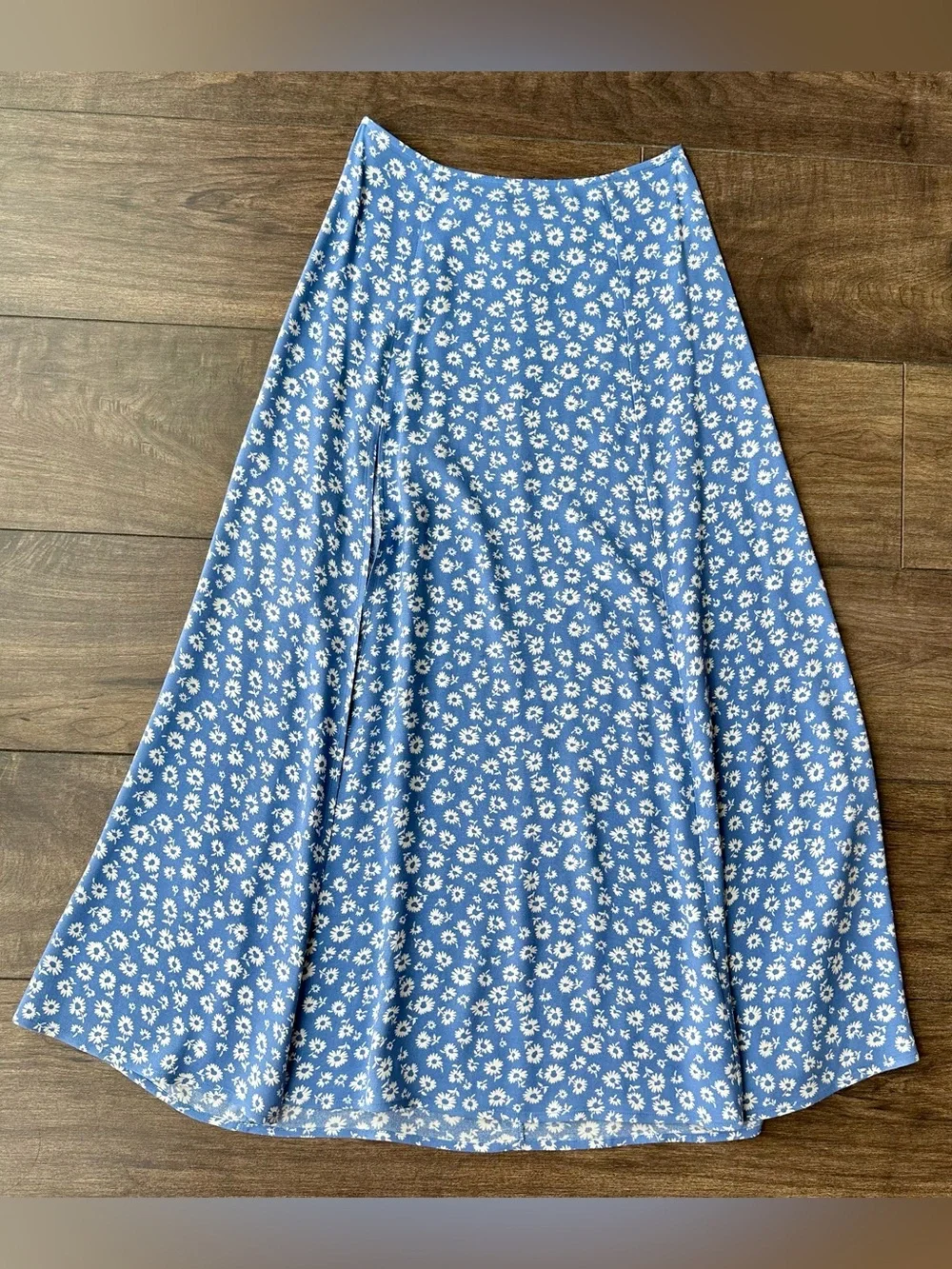 Reformation Zoe Midi Skirt Blue Daisy Floral Side Slit Crepe - Women’s Size 0
